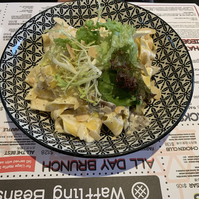 外跪內軟窩夫特色餐廳