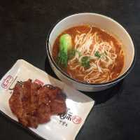 大件夾抵食—北京拉麵店
