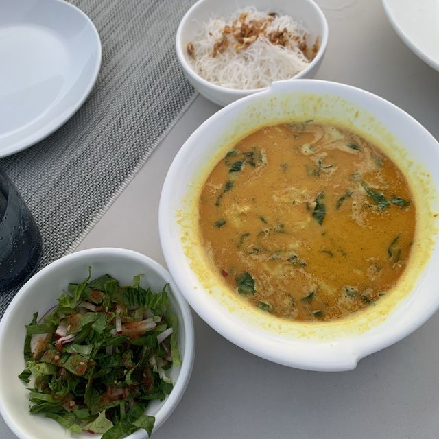 มื้อค่ำกับวิว 360 องศาของพัทยาที่ The Sky 32