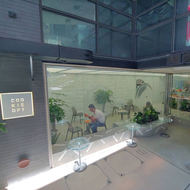 Cookie DPT全新首間旗艦店