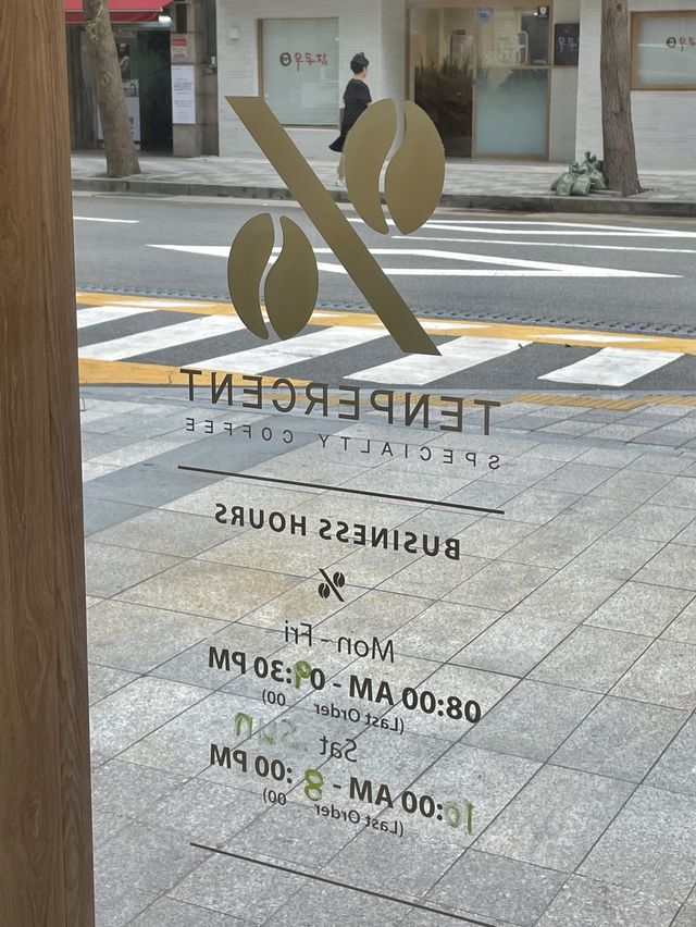 부산역 감성적인 카페 ‘텐퍼센트 커피‘