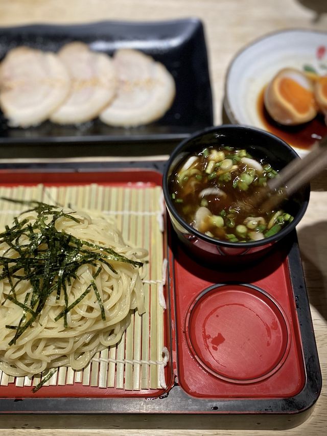 เที่ยวกรุงเทพฯ ตี 2 หาราเมงเกรด A ก็มีให้กิน!! 