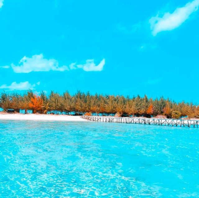 GILI NOKO BAWEAN ISLAND : GRESIK