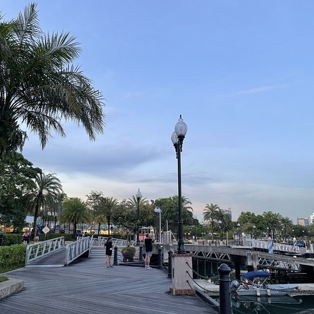 Sentosa Cove jetty sunset