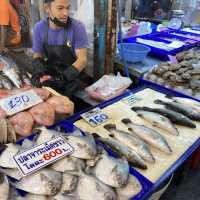 Lan Po Naklua Seafood Market in Pattaya