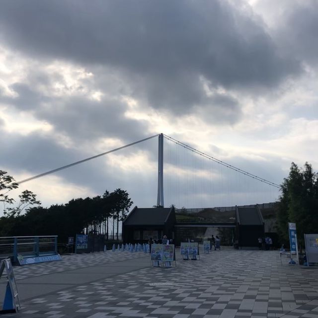【静岡県】360℃絶景の吊橋へ！
