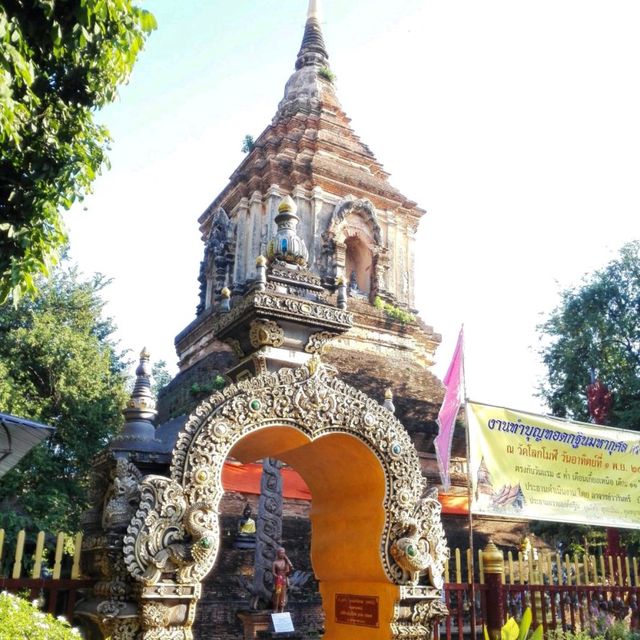 วัดโลกโมฬี วัดเก่าแก่คู่เมืองเชียงใหม่
