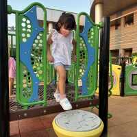 山頂廣場戶外兒童公園