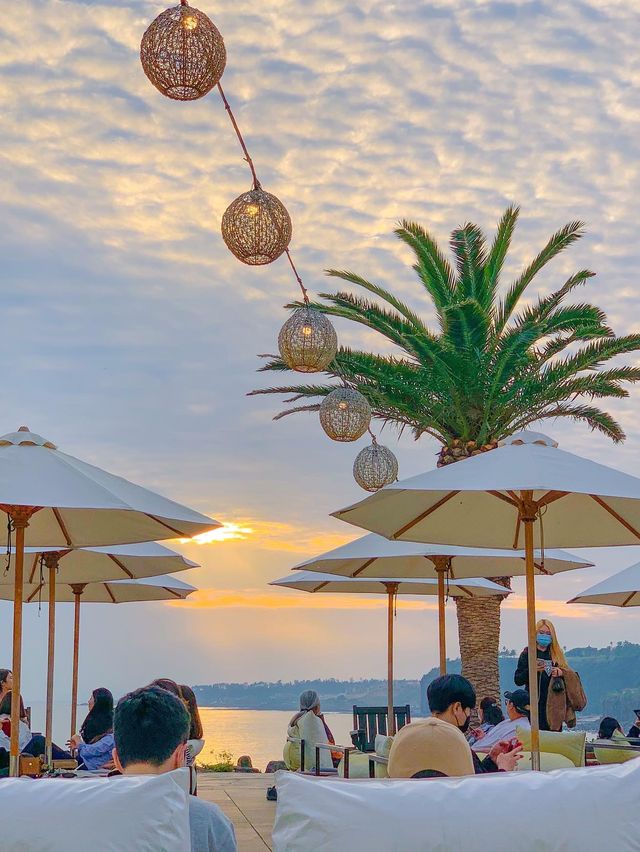 제주에서 가장 힙한 오션뷰 카페🌴🤍