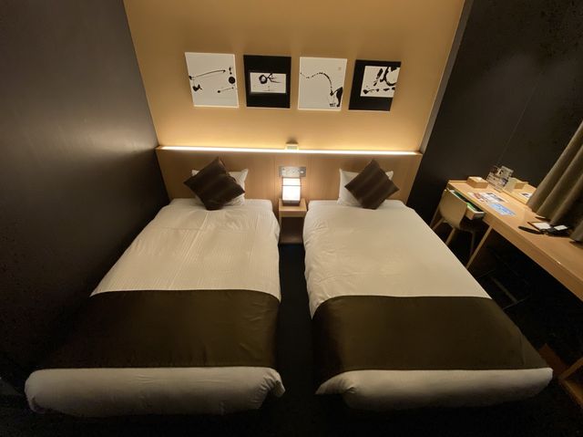 京都・四条(烏丸)。開放感のあるラウンジもあります『ホテルウィングインターナショナル京都四条烏丸』