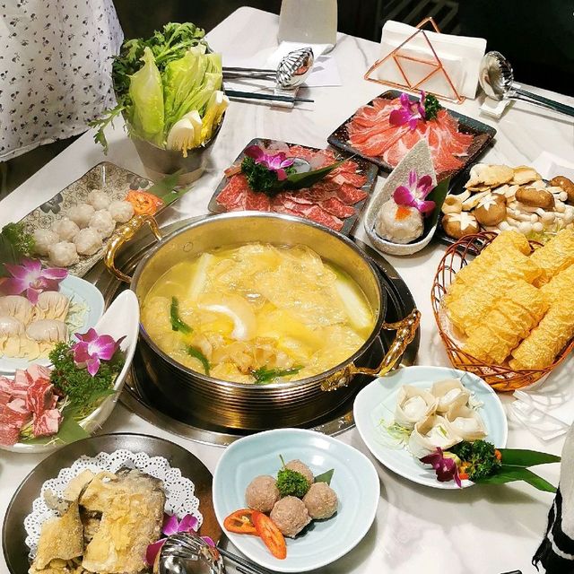尖沙咀云手工火鍋店