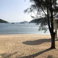 春季天氣最適合去港島水清沙幼沙灘🏖️