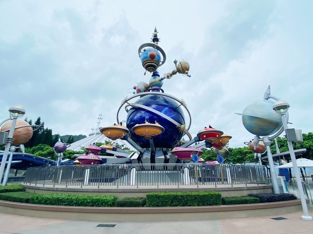 明日世界