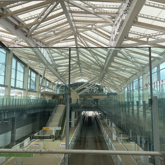 【東京都】おしゃれで最先端な駅高輪ゲートウェイ駅
