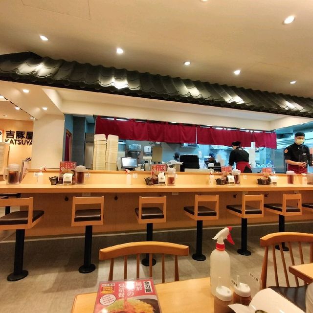 信義安和站正統日式風味的Katsuya 吉豚屋