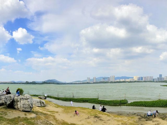 Lihu Lake Wuxi, China 无锡, 中国