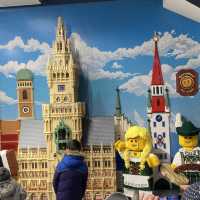 The LEGO Store München Zentrum(マリエン広場のLEGOショップ)