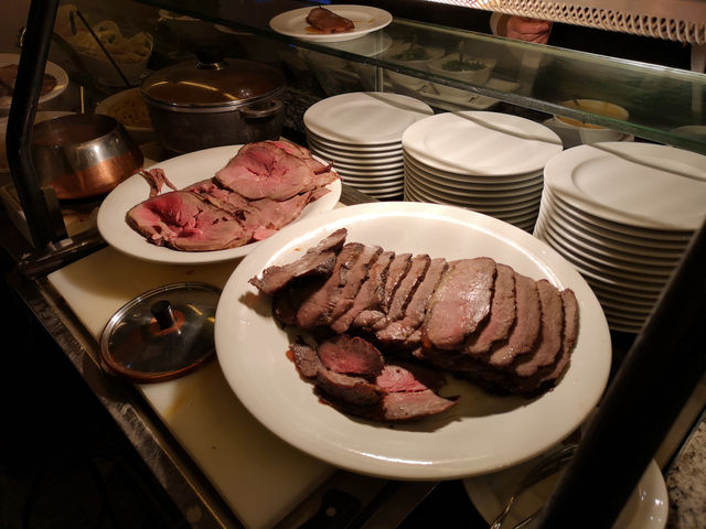 $ 65食自助餐