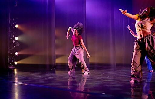 Afro Contemporary Dance Workshop by Nautica Turner-Briscoe | The Dance Center of Columbia College Chicago