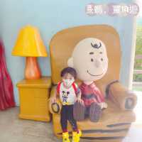 snoopy’s world