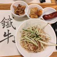 下午茶價錢抵 但環境衛生差