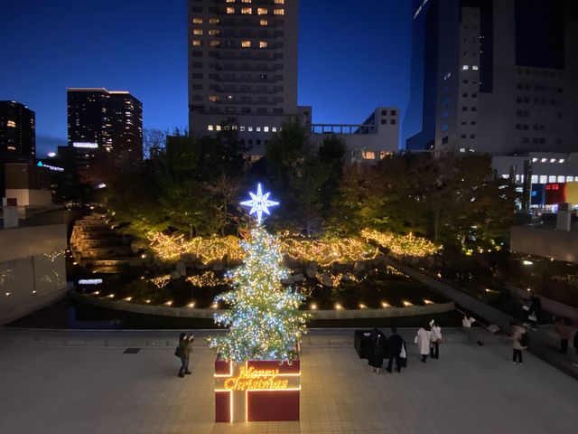 新梅田シティのクリスマスイルミネーション