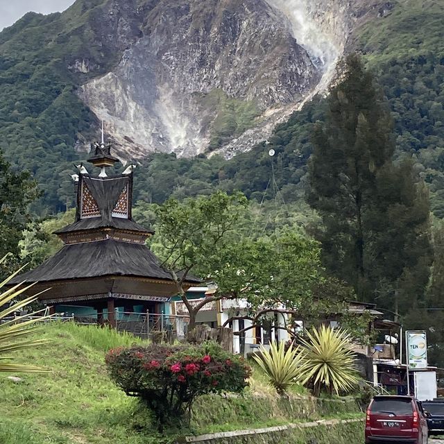 登山の後に立ち寄れる至高の癒し温泉