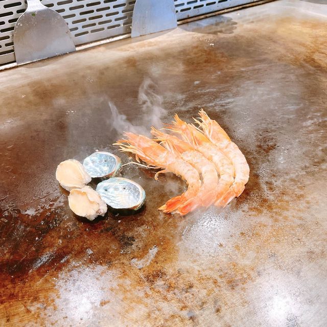 旺角抵食人均$300 即席鐵板燒😍