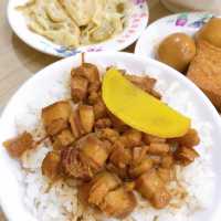 最愛在地小吃🍚😋南台虱目魚之家
