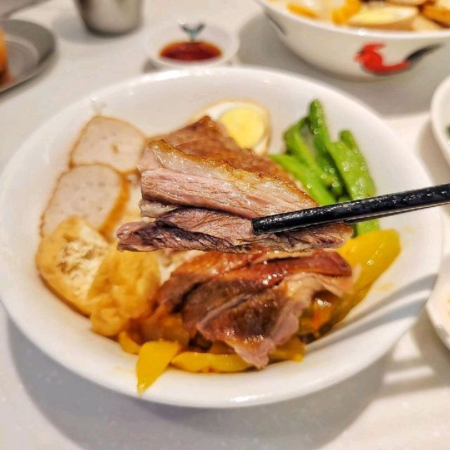 Happy lunch at HongKong Restaurant 😄💓💓 Happy lunch at HongKong Restaurant 😄💓💓