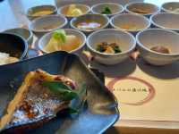 京都で景色と共に味わう限定30食の和食膳