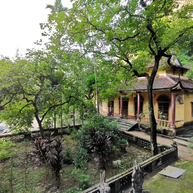 寧平必玩景點--碧洞古寺Chùa Bích Động