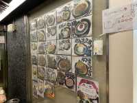 主要交通機関に直結。地下飲食店街『博多うまかもん通り』