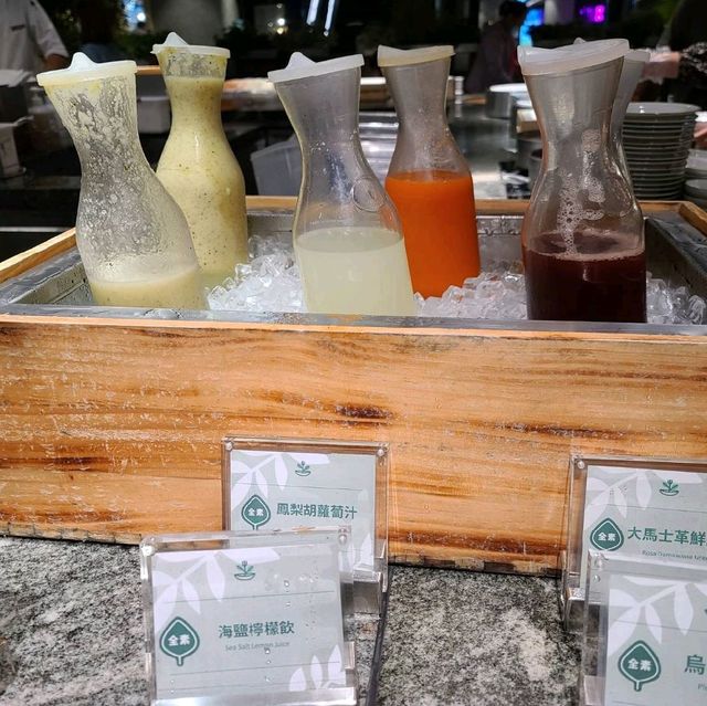 多國精緻蔬食料理吃到飽😘果然匯