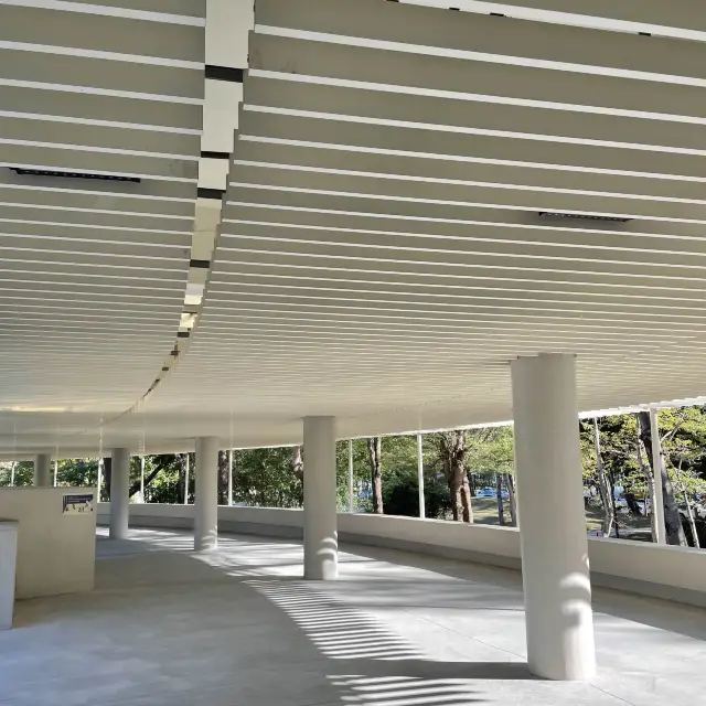 高雄市鼓山區 ｜ 高雄市立美術館