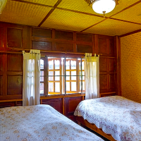 ภูเรือ เรือนไม้ รีสอร์ท ที่พักบรรยากาศดี วิวทุ่งนา