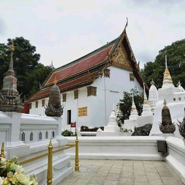 วัดพระพุทธบาทราชวรมหาวิหาร​ จังหวัดสระบุรี