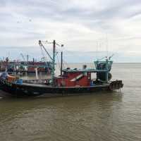 Beautiful fishing village seafood restaurant 