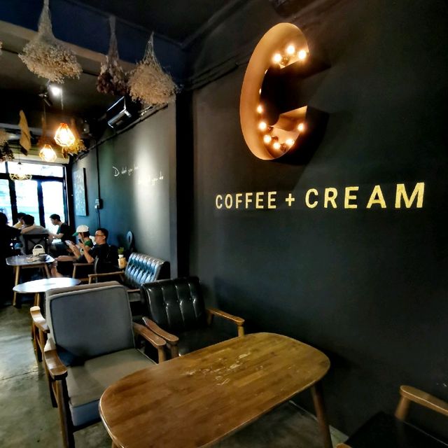 ☕ Coffee + Cream 🍰