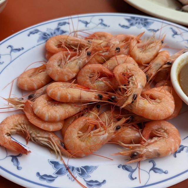 海港邊的秘境海產餐廳-秋雄鮮魚小吃