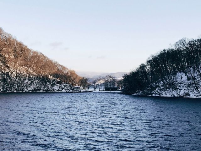 ล่องเรือชมวิว Lake Toya Cruise 