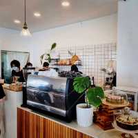 The Yard And Co Cafe @ pengarang, Photo Ed