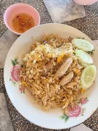 🌊ร้านเจ๊น้องอ่าวยาง อ.แหลมสิงห์ จ.จันทบุรี 🌴🍉💕