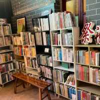 隱形書院-油麻地天后廟入面嘅書院