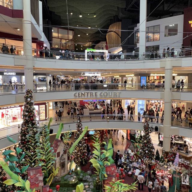 쇼핑부터 환전까지 한번에 가능한 쿠알라룸푸르 메가 쇼핑몰 Mid Valley Megamall