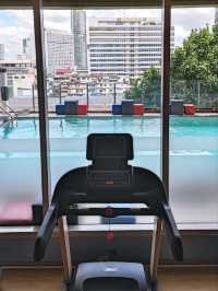 Hotel, Pool and a View by Silom Road! 