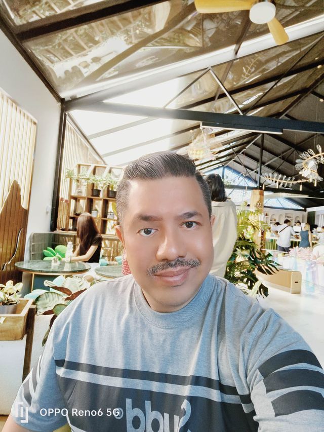BIX CAFE' คาเฟ่ต้นไม้สไตล์เกาหลี