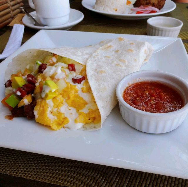 Mayas’ Breakfast on the Beach, Boracay