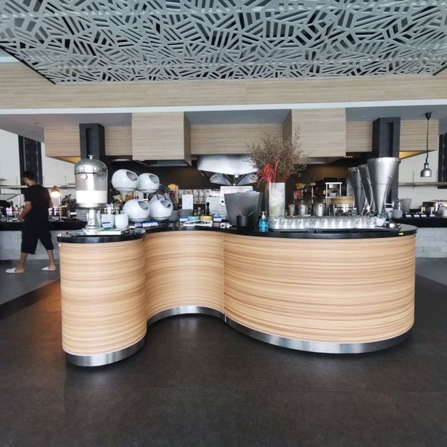 Breakfast at Poolside Bar & Restaurant