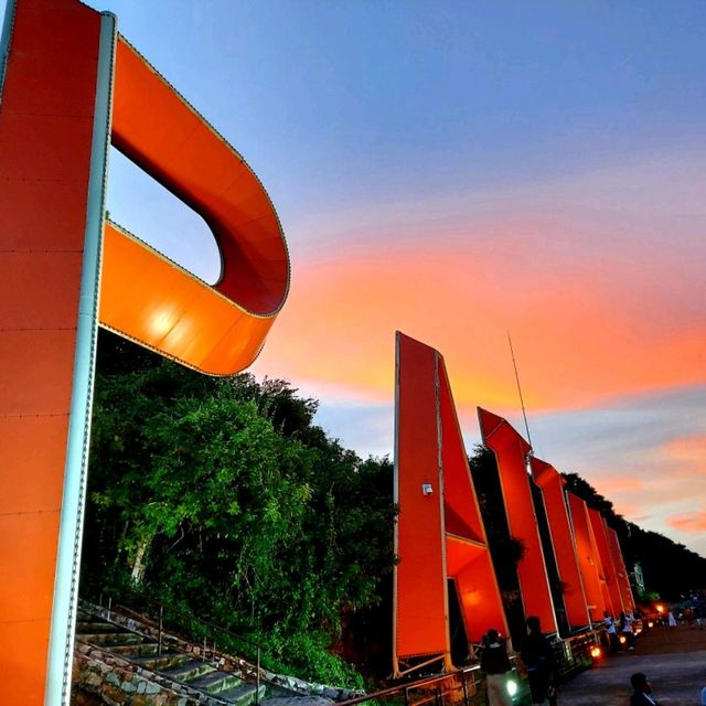 ชมวิวเมืองพัทยาที่จุดแลนด์มาร์ค PATTAYA CITY